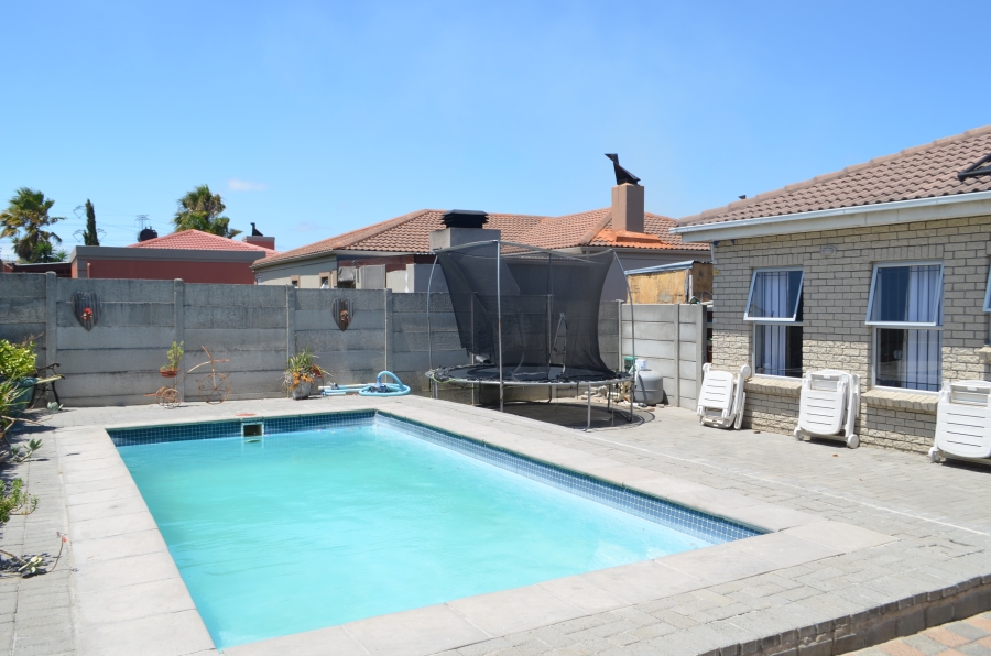 3 Bedroom Property for Sale in Jagtershof Western Cape